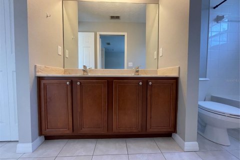 Adosado en alquiler en Tampa, Florida, 3 dormitorios, 130.99 m2 № 1913993 - foto 14