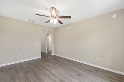 House in Dunnellon, Florida 3 bedrooms, 175.31 sq.m. № 2103005 - photo 12