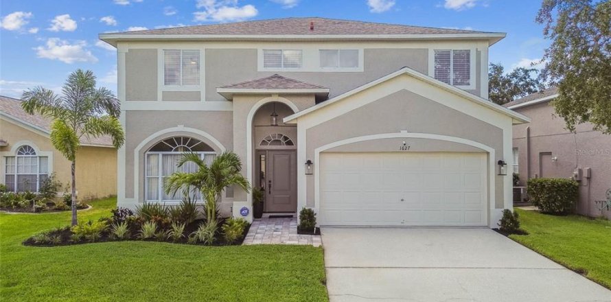 House in Oldsmar, Florida 3 bedrooms, 225.66 sq.m. № 1904220