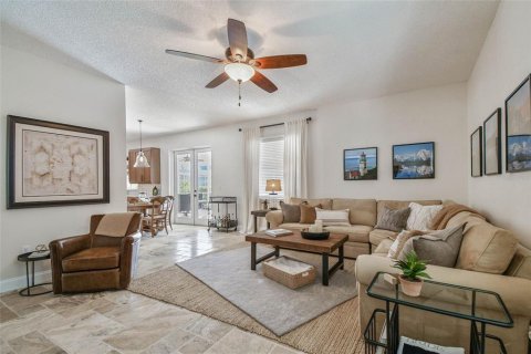 House in Oldsmar, Florida 3 bedrooms, 225.66 sq.m. № 1904220 - photo 9