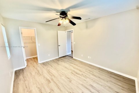 Villa ou maison à vendre à Port St. Lucie, Floride: 3 chambres, 141.77 m2 № 1844145 - photo 22