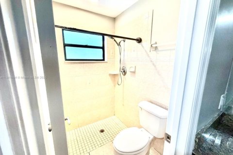 Villa ou maison à vendre à Port St. Lucie, Floride: 3 chambres, 141.77 m2 № 1844145 - photo 25