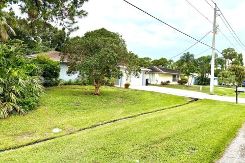 Villa ou maison à vendre à Port St. Lucie, Floride: 3 chambres, 141.77 m2 № 1844145 - photo 8