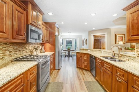 Villa ou maison à vendre à Dover, Floride: 4 chambres, 241.45 m2 № 2321546 - photo 8