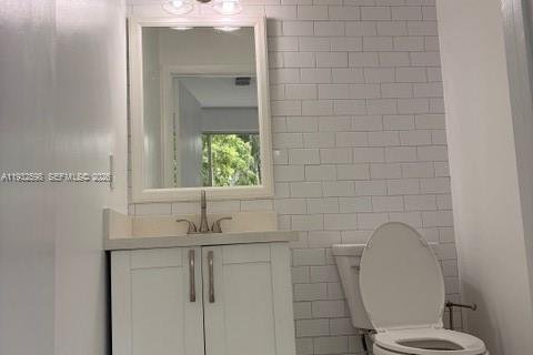 Casa en venta en Pembroke Pines, Florida, 3 dormitorios, 158.77 m2 № 2000393 - foto 9