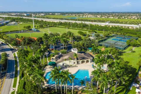 Casa en venta en Pembroke Pines, Florida, 3 dormitorios, 158.77 m2 № 2000393 - foto 28