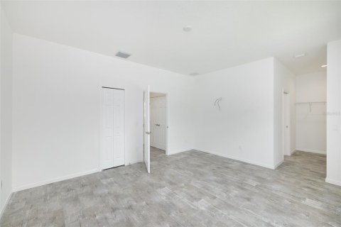 Townhouse in Pinellas Park, Florida 3 bedrooms, 181.16 sq.m. № 1303402 - photo 24