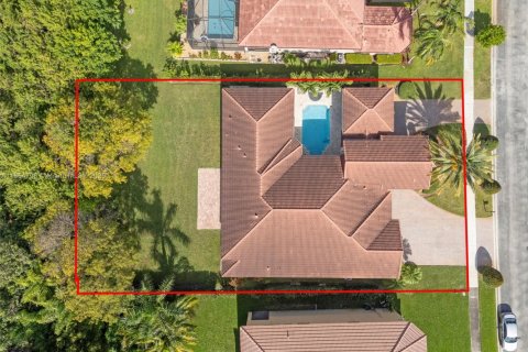 House in Miramar, Florida 4 bedrooms, 257.34 sq.m. № 1872341 - photo 6