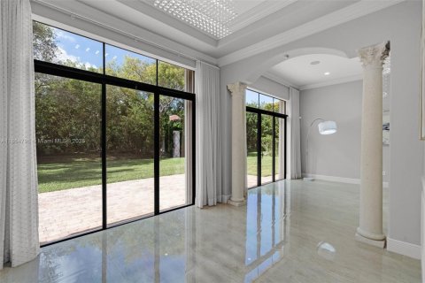 House in Miramar, Florida 4 bedrooms, 257.34 sq.m. № 1872341 - photo 15