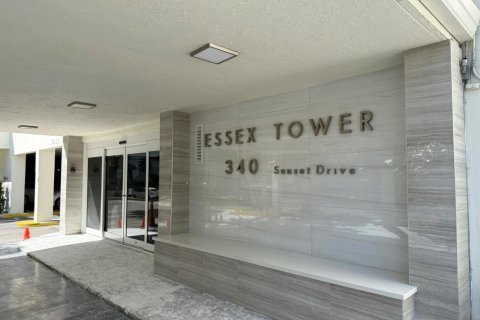 Condo in Fort Lauderdale, Florida, 2 bedrooms  № 2403888 - photo 29