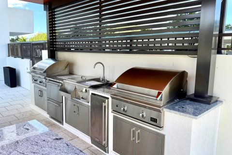 Condo in Fort Lauderdale, Florida, 2 bedrooms  № 2403888 - photo 27