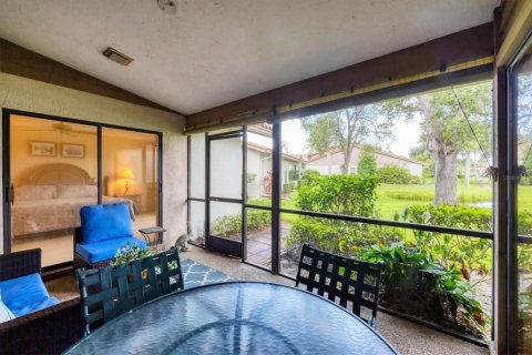 Condo in Sarasota, Florida, 2 bedrooms  № 1824039 - photo 23