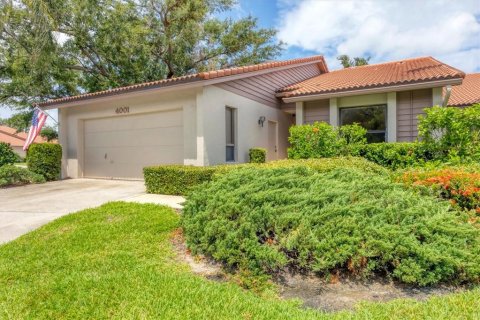 Condo in Sarasota, Florida, 2 bedrooms  № 1824039 - photo 2