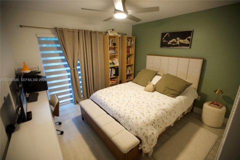 Townhouse in Doral, Florida 3 bedrooms, 176.33 sq.m. № 2067268 - photo 5