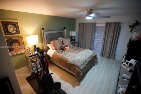 Townhouse in Doral, Florida 3 bedrooms, 176.33 sq.m. № 2067268 - photo 8