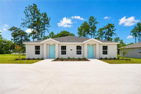 Commercial property in Ocala, Florida 4 bedrooms, 186.55 sq.m. № 2258917