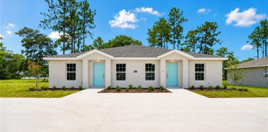 Commercial property in Ocala, Florida 4 bedrooms, 186.55 sq.m. № 2258917