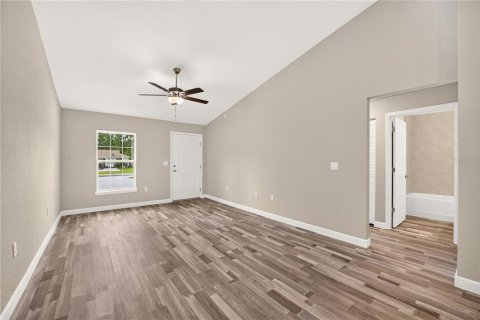 Commercial property in Ocala, Florida 4 bedrooms, 186.55 sq.m. № 2258917 - photo 11