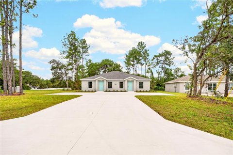 Commercial property in Ocala, Florida 4 bedrooms, 186.55 sq.m. № 2258917 - photo 2