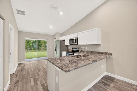 Commercial property in Ocala, Florida 4 bedrooms, 186.55 sq.m. № 2258917 - photo 12