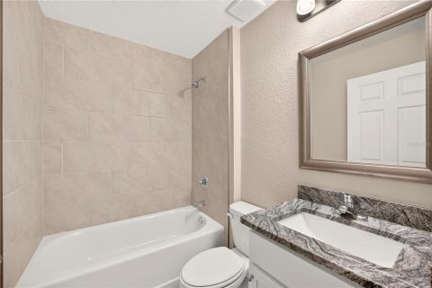 Commercial property in Ocala, Florida 4 bedrooms, 186.55 sq.m. № 2258917 - photo 26