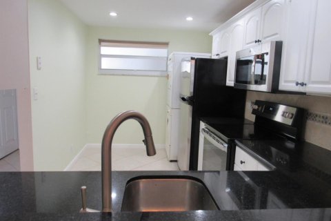 Copropriété à louer à South Palm Beach, Floride: 1 chambre, 94.11 m2 № 2147209 - photo 24