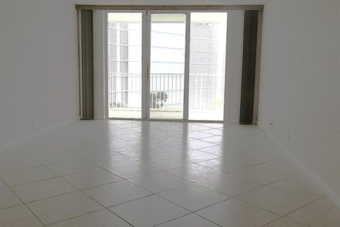 Copropriété à louer à South Palm Beach, Floride: 1 chambre, 94.11 m2 № 2147209 - photo 21