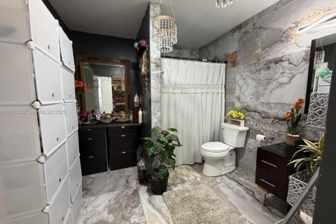 Villa ou maison à vendre à Miramar, Floride: 5 chambres, 163.04 m2 № 1990424 - photo 25