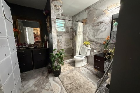 Villa ou maison à vendre à Miramar, Floride: 5 chambres, 163.04 m2 № 1990424 - photo 30