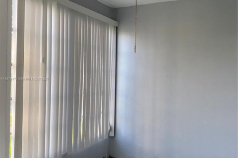 Купить кондоминиум в Лодердейл-Лейкс, Флорида 1 спальня, 63.55м2, № 2013044 - фото 14