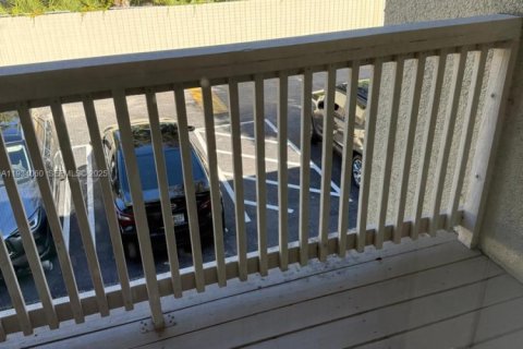 Снять в аренду кондоминиум в Уэст-Палм-Бич, Флорида 1 спальня, 58.06м2, № 1992393 - фото 16