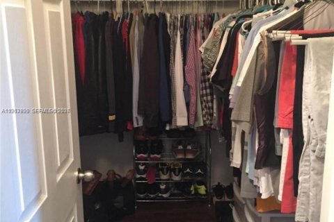 Adosado en alquiler en Homestead, Florida, 3 dormitorios № 2026729 - foto 17