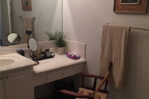 Adosado en alquiler en Homestead, Florida, 3 dormitorios № 2026729 - foto 6