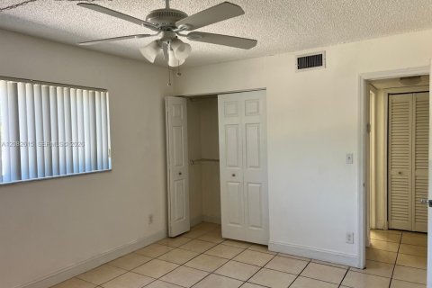 Apartment in Pembroke Pines, Florida 1 bedroom, 64.01 sq.m. № 2365410 - photo 20