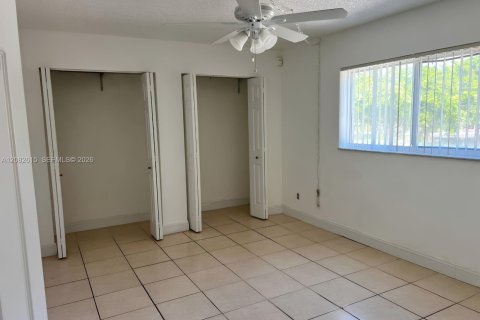Apartment in Pembroke Pines, Florida 1 bedroom, 64.01 sq.m. № 2365410 - photo 18