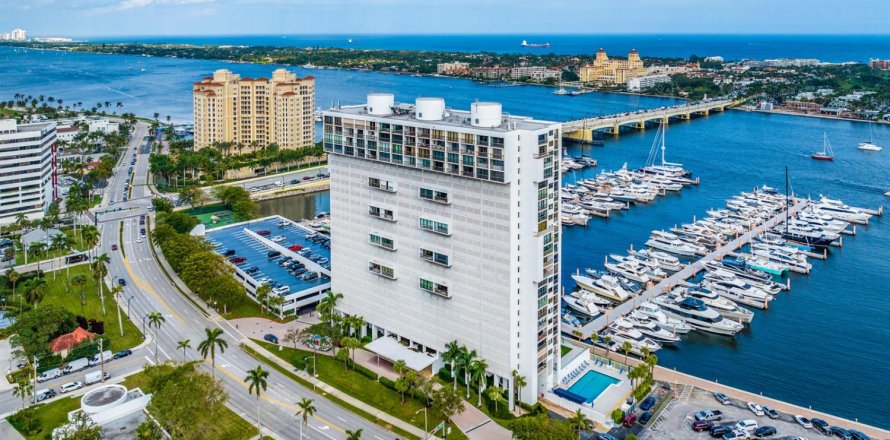 Condo à West Palm Beach, Floride, 3 chambres  № 2087739