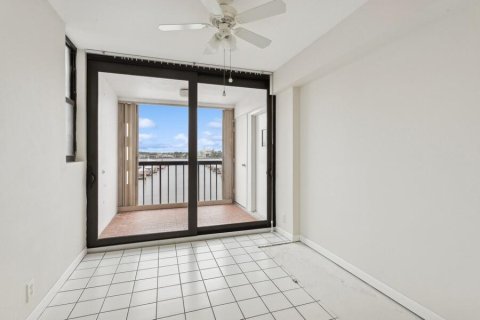 Copropriété à vendre à West Palm Beach, Floride: 3 chambres, 209.12 m2 № 2087739 - photo 14