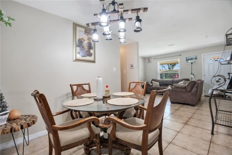 Villa ou maison à vendre à Orlando, Floride: 3 chambres, 108.42 m2 № 2280038 - photo 8