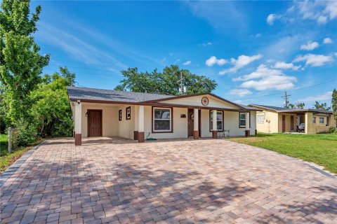 Villa ou maison à vendre à Orlando, Floride: 3 chambres, 108.42 m2 № 2280038 - photo 2