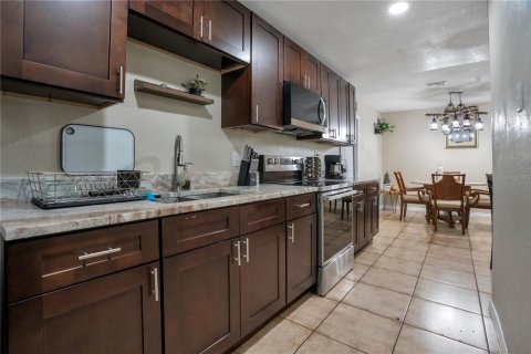 Villa ou maison à vendre à Orlando, Floride: 3 chambres, 108.42 m2 № 2280038 - photo 13
