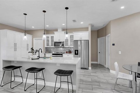 Casa en venta en Land O' Lakes, Florida, 3 dormitorios, 182.09 m2 № 1901489 - foto 29