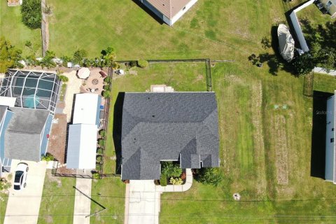 Casa en venta en Land O' Lakes, Florida, 3 dormitorios, 182.09 m2 № 1901489 - foto 4