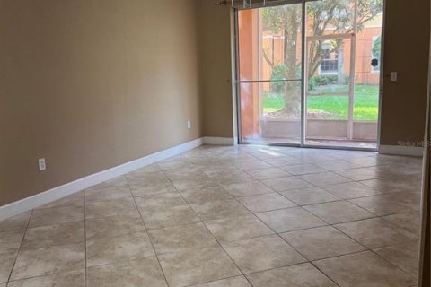 Condominio en alquiler en Orlando, Florida, 2 dormitorios, 103.31 m2 № 2275590 - foto 11
