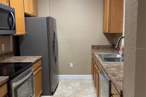 Condominio en alquiler en Orlando, Florida, 2 dormitorios, 103.31 m2 № 2275590 - foto 7