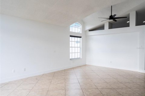 Casa en venta en Orlando, Florida, 4 dormitorios, 177.54 m2 № 2092317 - foto 5