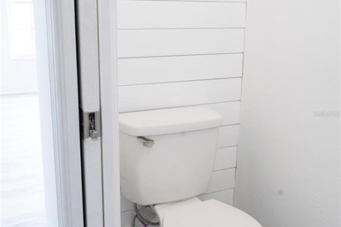 Casa en venta en Orlando, Florida, 4 dormitorios, 177.54 m2 № 2092317 - foto 29