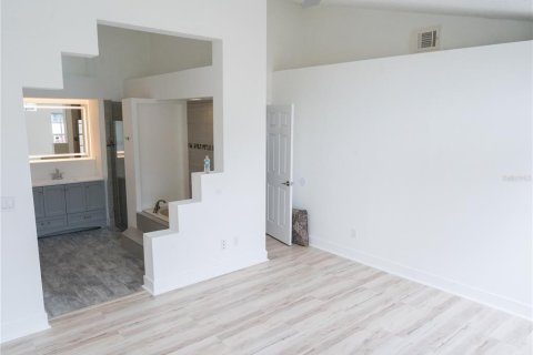 Casa en venta en Orlando, Florida, 4 dormitorios, 177.54 m2 № 2092317 - foto 24