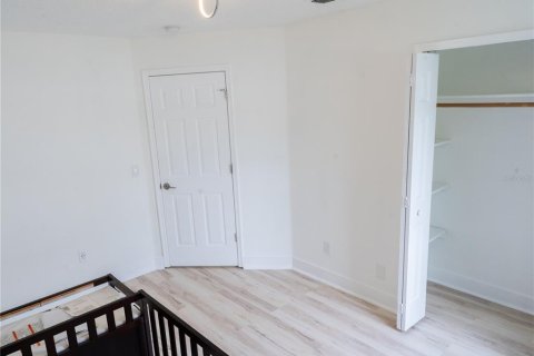 Casa en venta en Orlando, Florida, 4 dormitorios, 177.54 m2 № 2092317 - foto 21