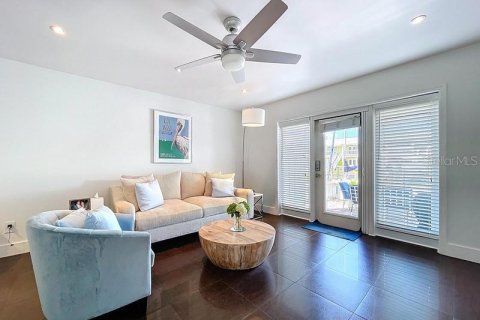 Touwnhouse à vendre à Saint Petersburg, Floride: 2 chambres, 94.95 m2 № 1642972 - photo 9