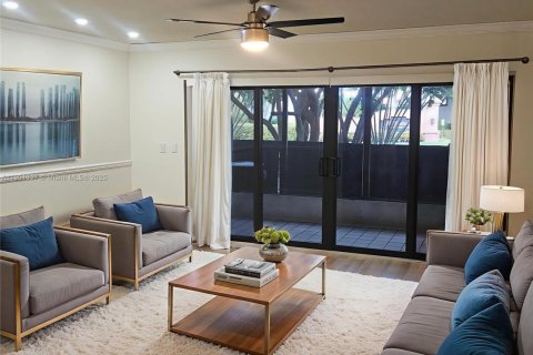 Condo in Plantation, Florida, 2 bedrooms  № 1953648 - photo 14